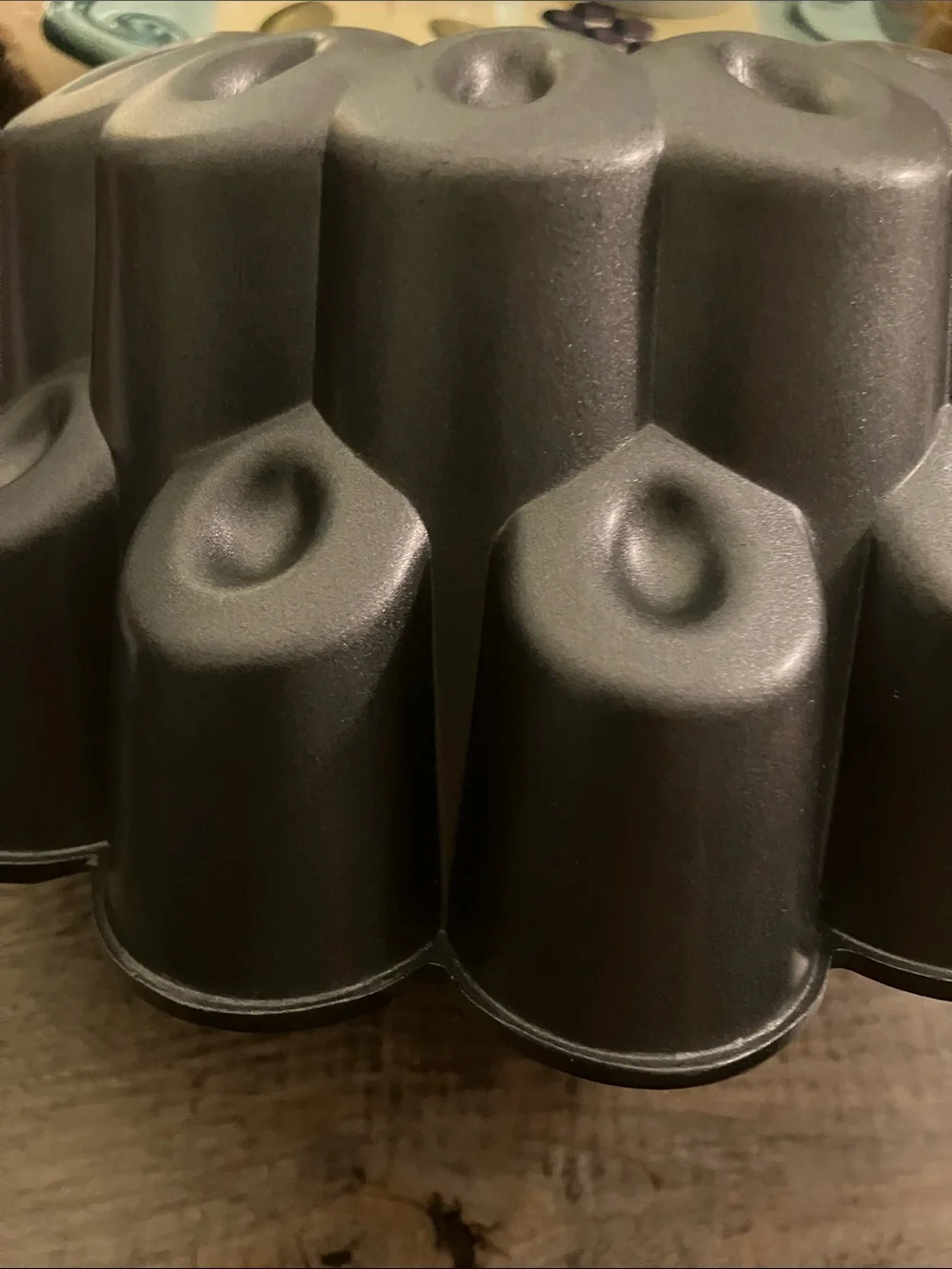 Wilton Dimensions Metallic Gray Decorative Bundt Pan